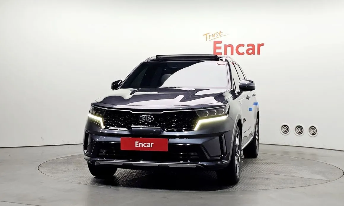 Kia Sorento — фото 6