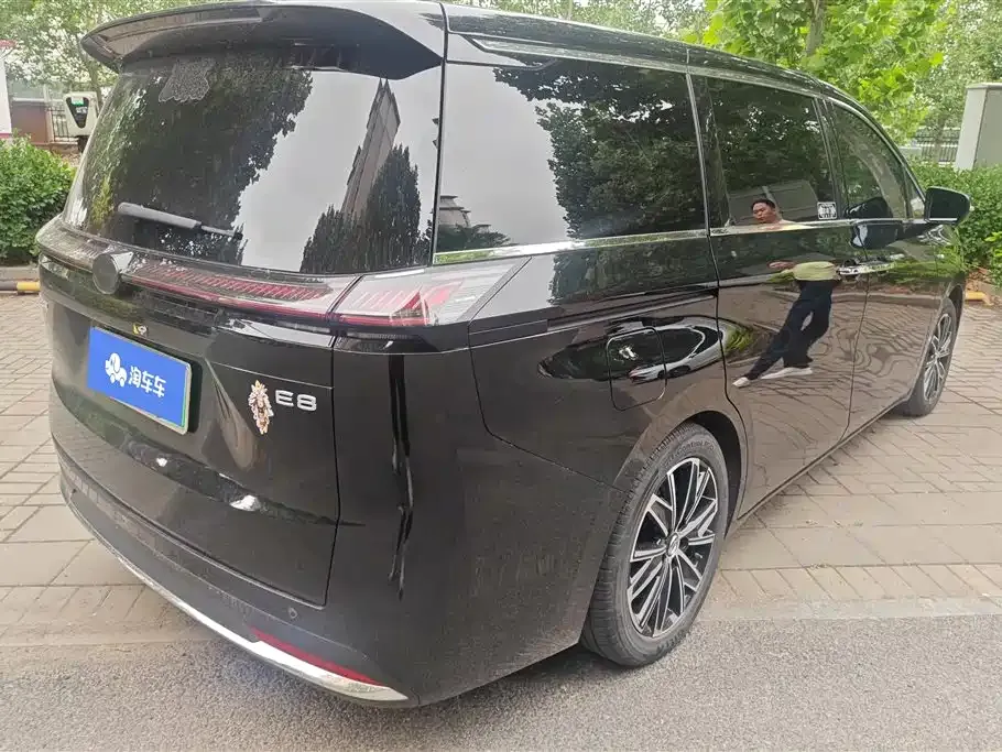 GAC Motor 传祺E8 PHEV 2024 из CN, фото 8