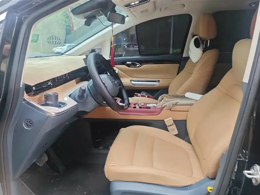 GAC Motor 传祺E8 PHEV 2024 из CN, фото 5