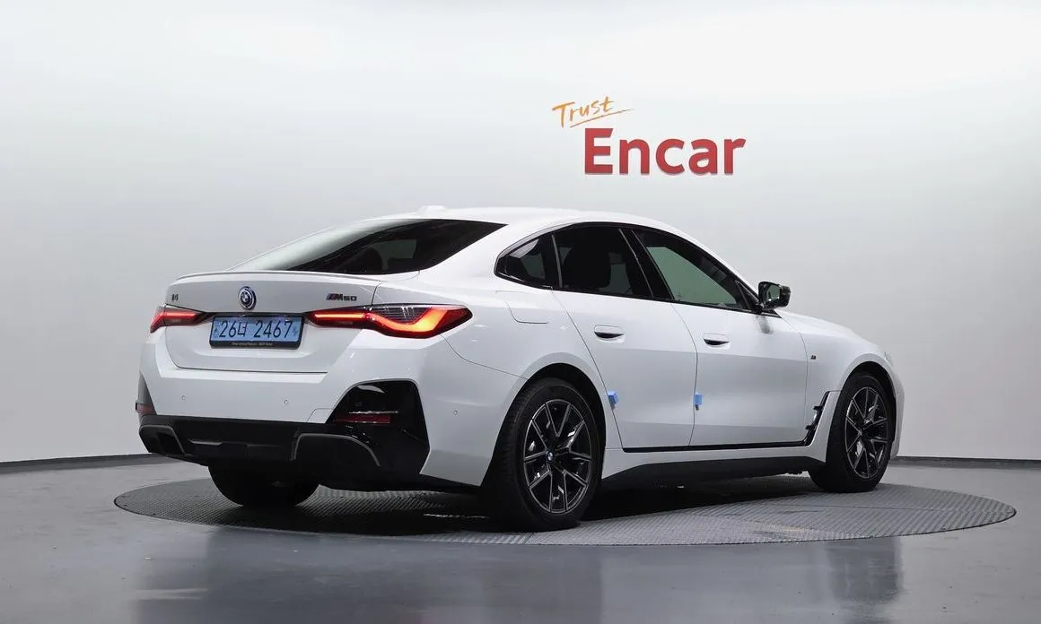 BMW i4 2022 из KR, фото 2