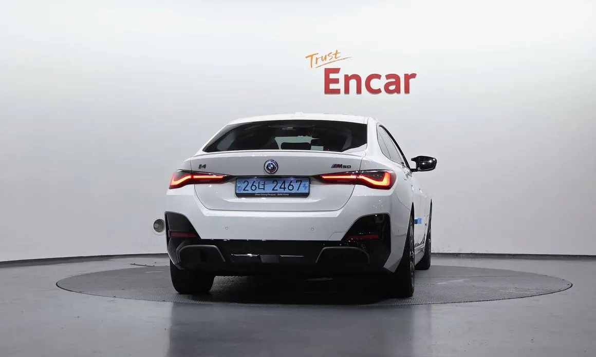 BMW i4 2022 из KR, фото 9