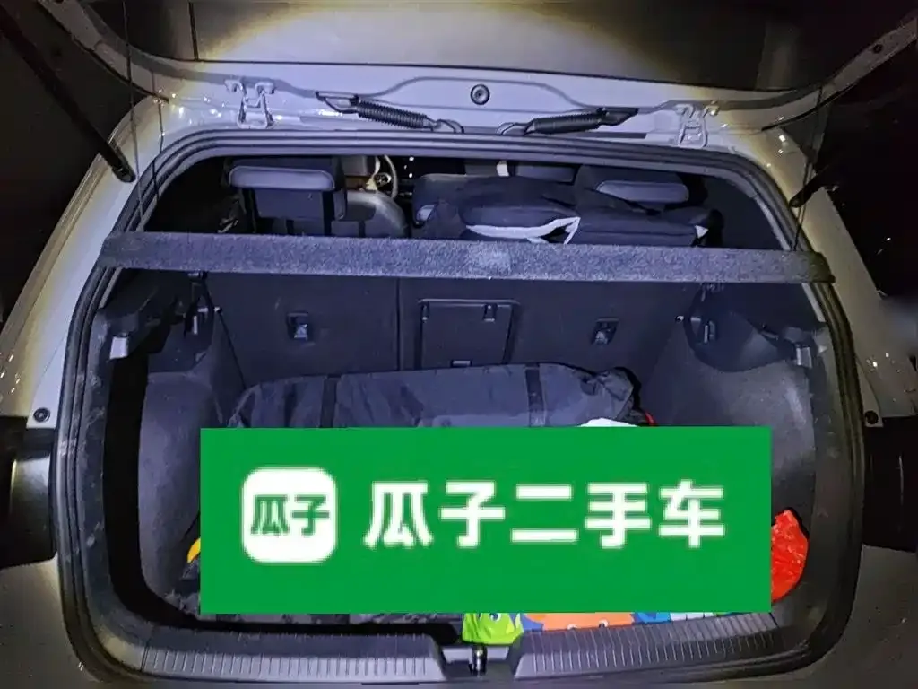 Volkswagen Golf 2023 из CN, фото 4