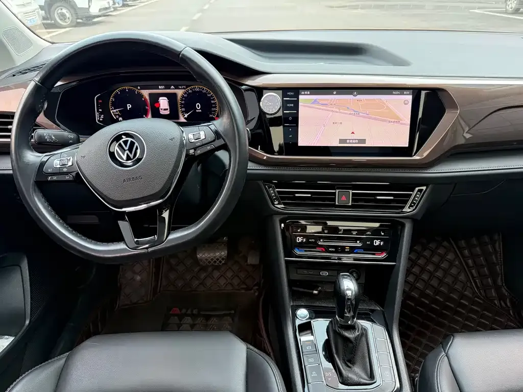 Volkswagen Tharu — фото 2