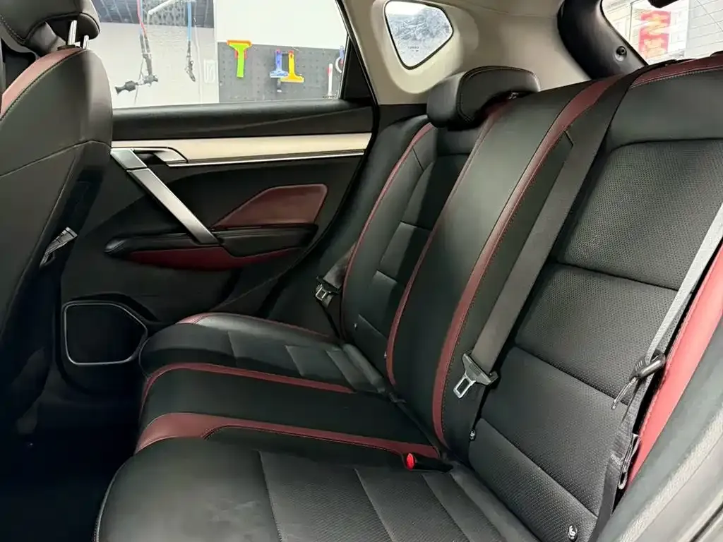 Geely Binyue 2022 из CN, фото 6