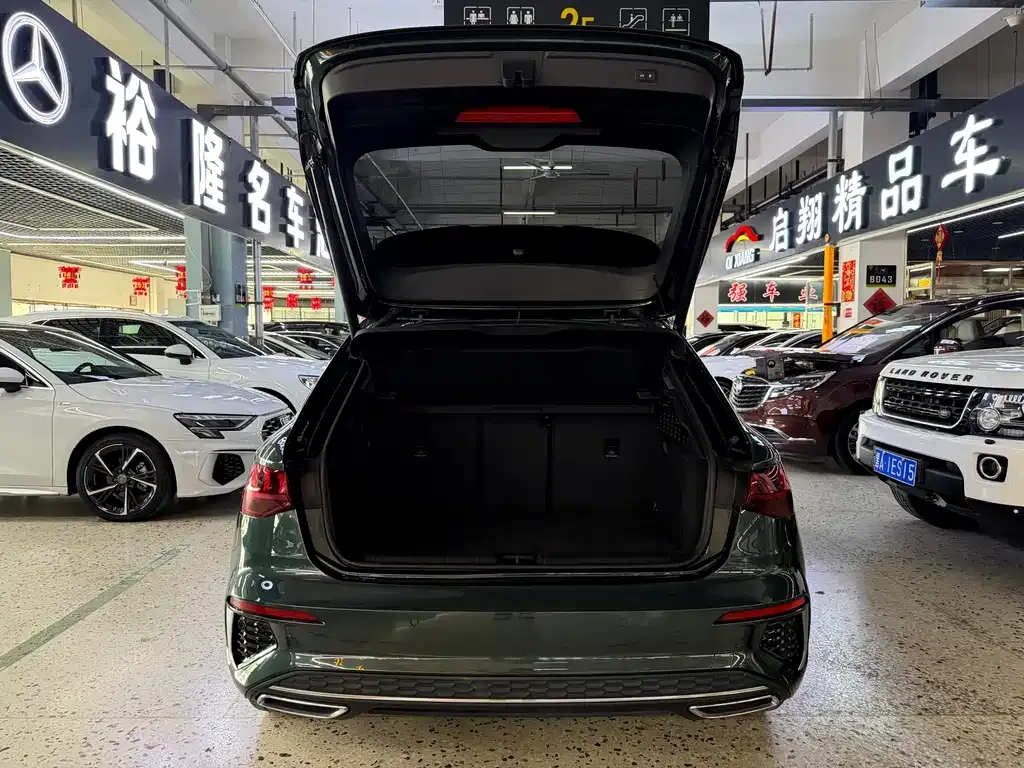 Audi A3 2023 из CN, фото 6