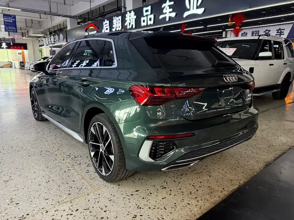 Audi A3 2023 из CN, фото 3