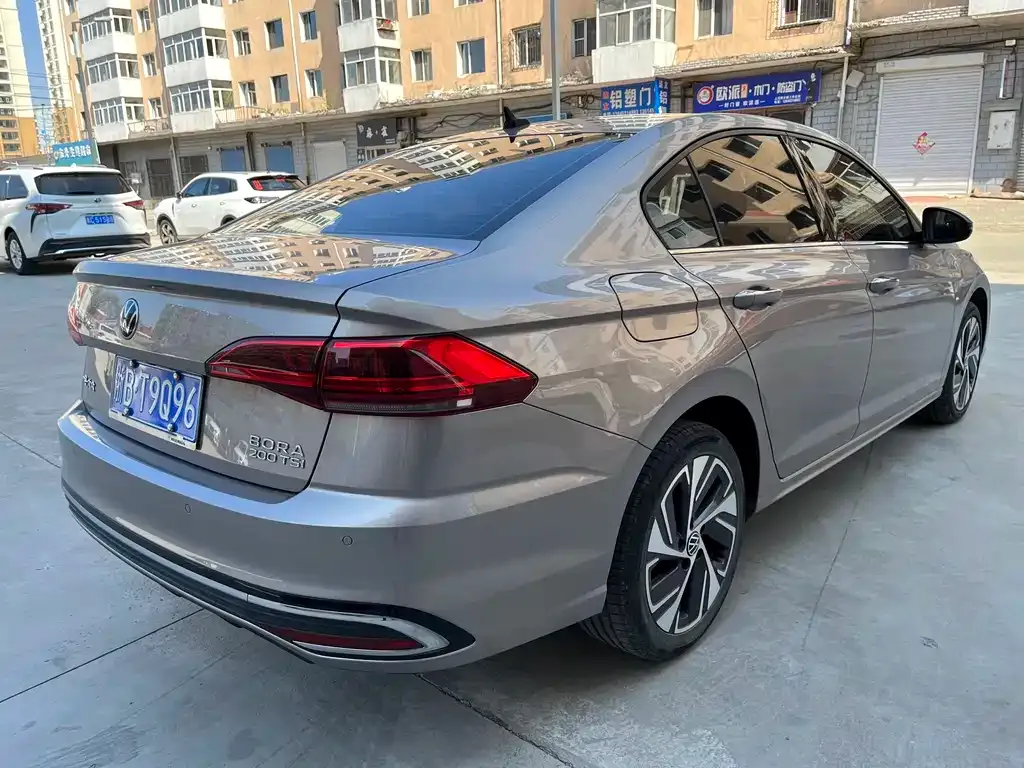 Volkswagen Bora 2022 из CN, фото 10