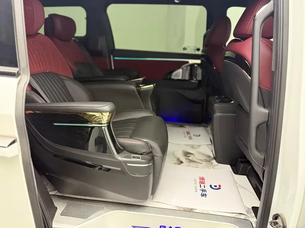 GAC Motor Trumpchi M8 2024 из CN, фото 8