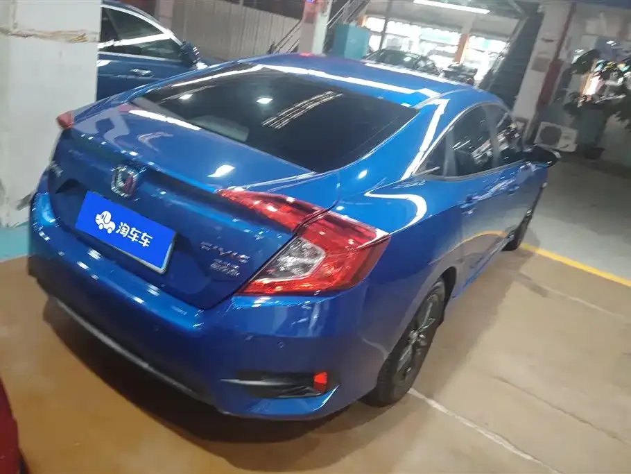 Honda Civic — фото 8