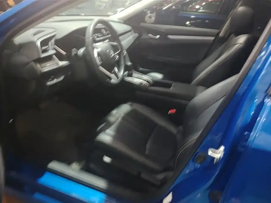 Honda Civic — фото 4