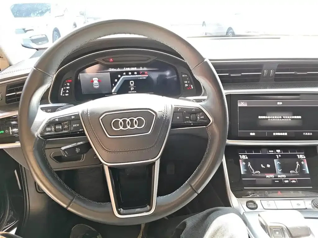 Audi A6L — фото 10