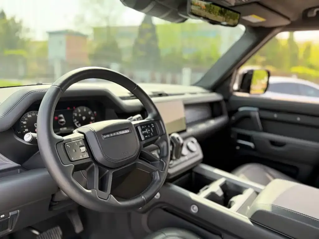Land Rover Defender 2025 из CN, фото 5