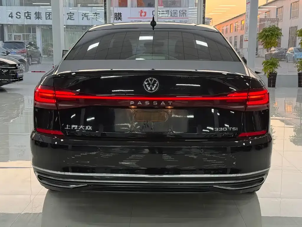 Volkswagen Passat — фото 3
