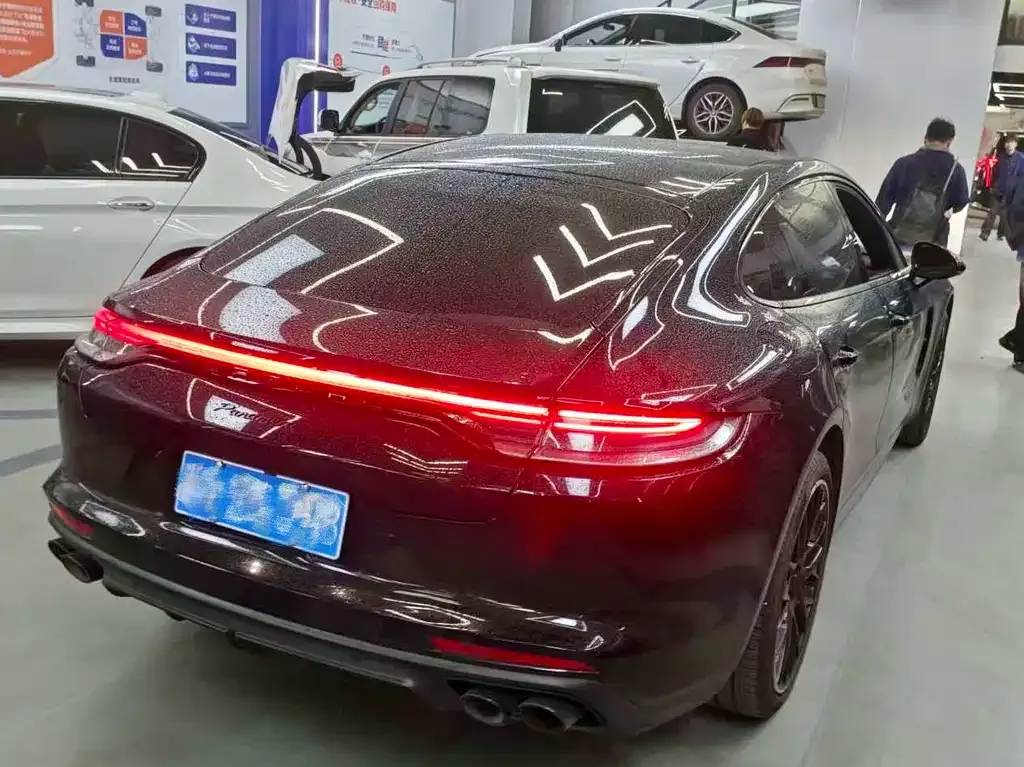 Porsche Panamera 2023 из CN, фото 2