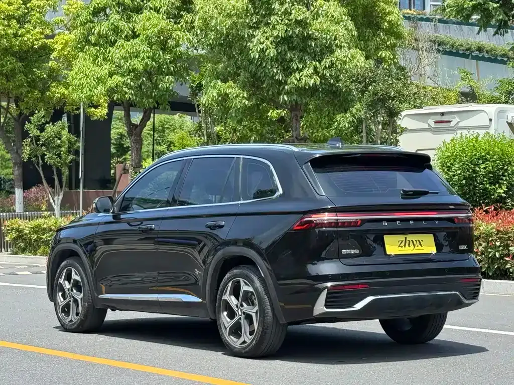 Geely Xingyue L — фото 9