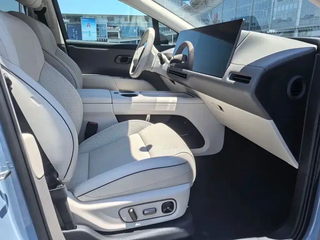 Li Auto i8 2025 из CN, фото 5