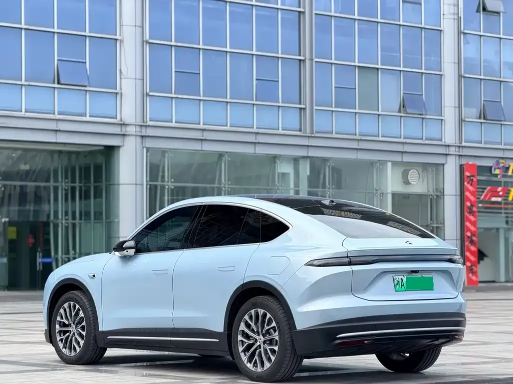 NIO EC6 — фото 7