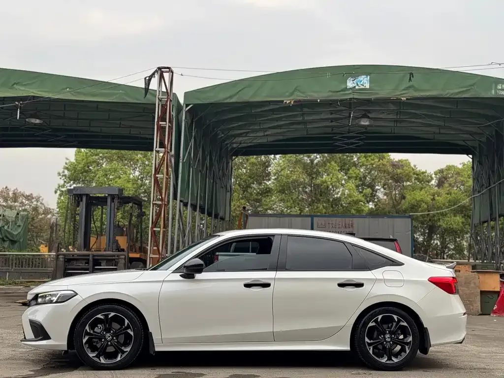 Honda Civic 2023 из CN, фото 6