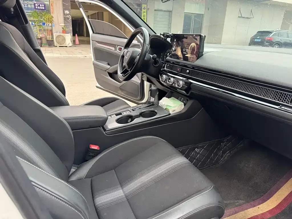 Honda Civic 2023 из CN, фото 8