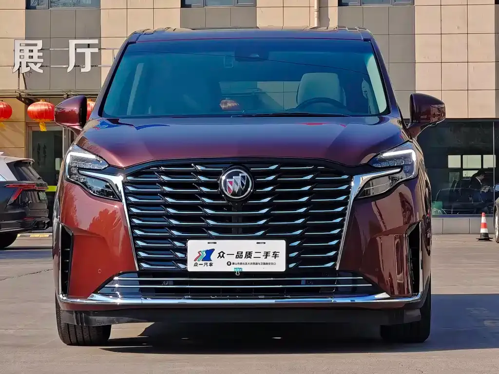 Buick GL8 2023 из CN, фото 10