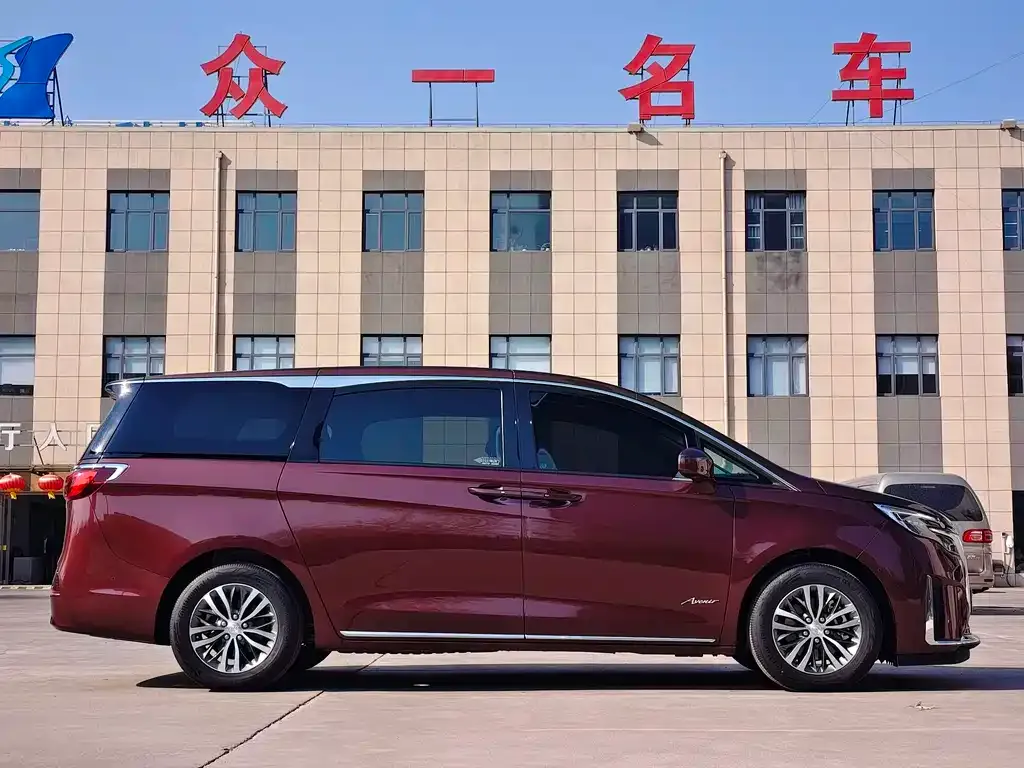 Buick GL8 2023 из CN, фото 4