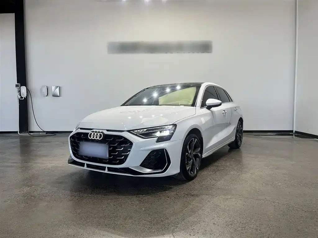 Audi A3 2025 из CN, фото 3