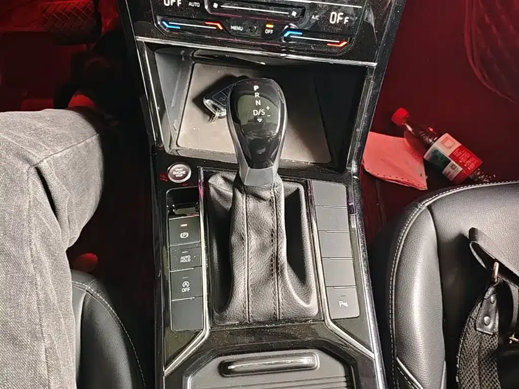 Volkswagen Passat — фото 8