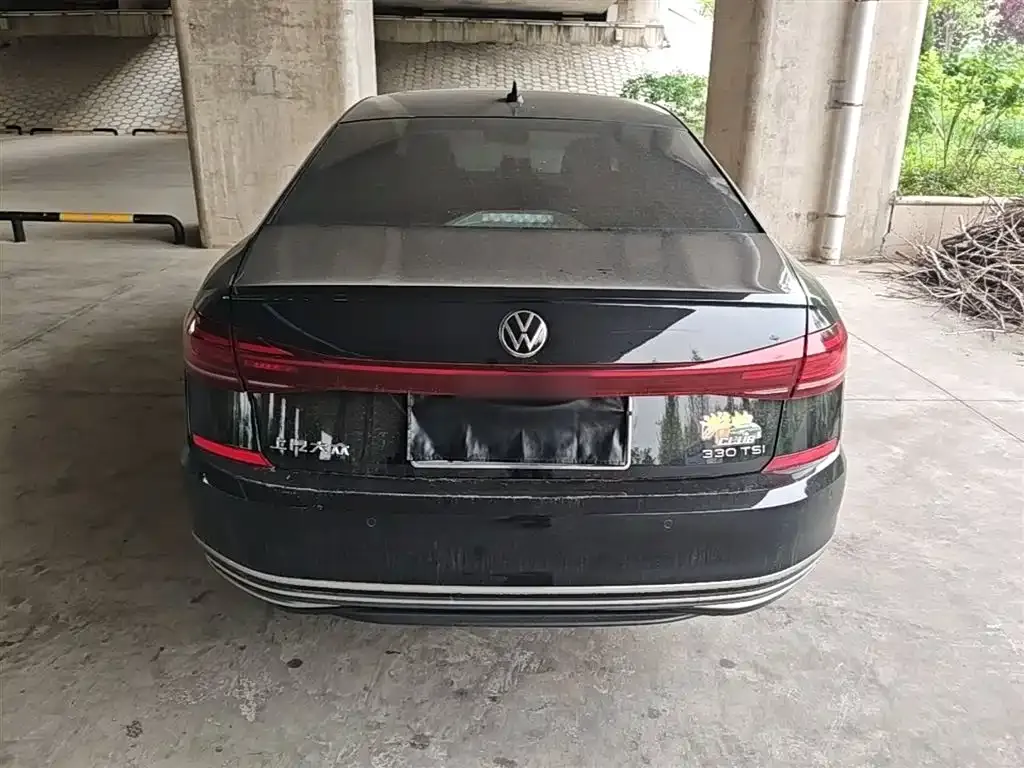 Volkswagen Passat — фото 7