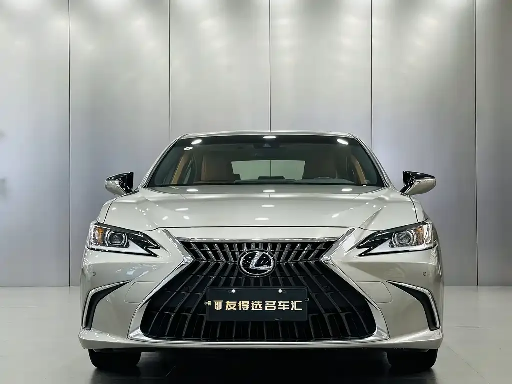 Lexus ES 2024 из CN, фото 5