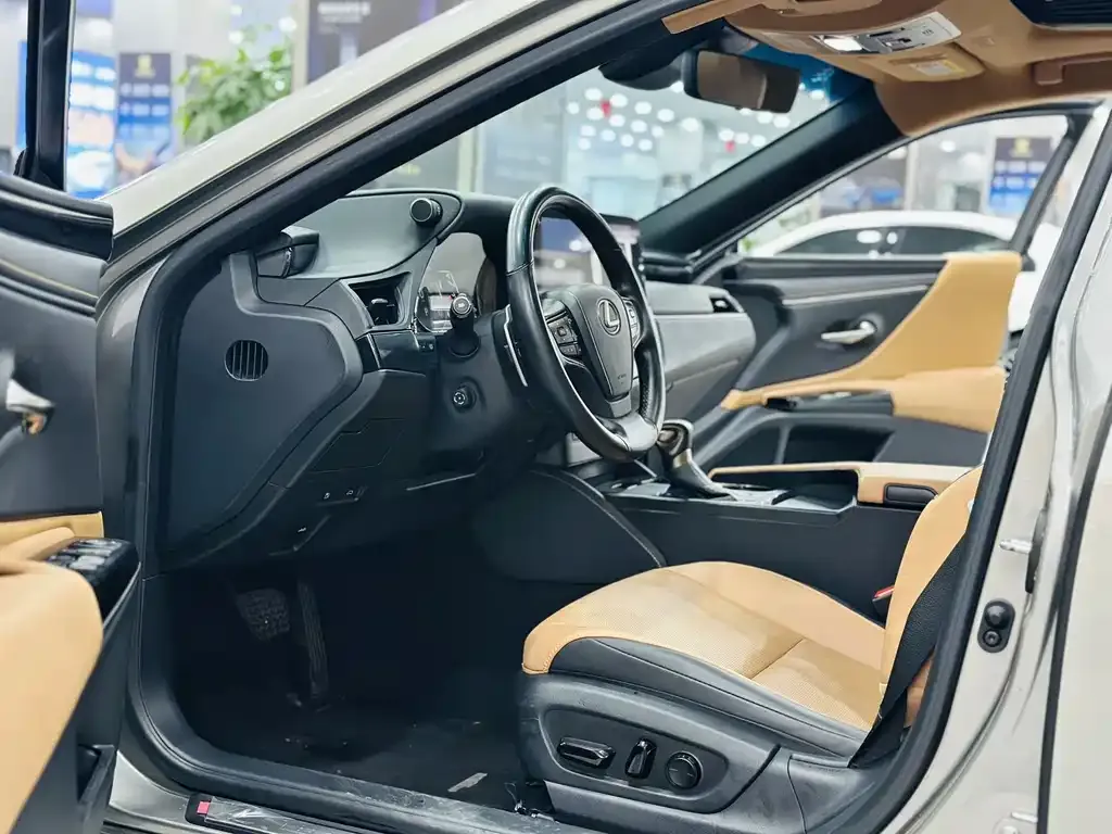 Lexus ES 2024 из CN, фото 4