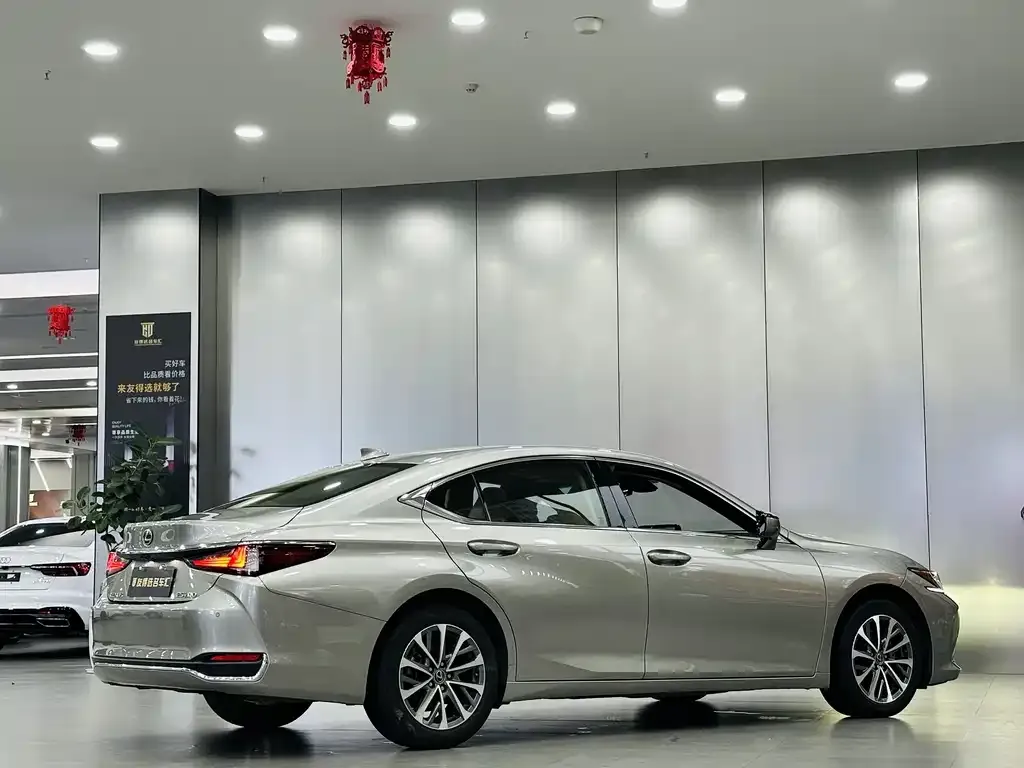 Lexus ES 2024 из CN, фото 10