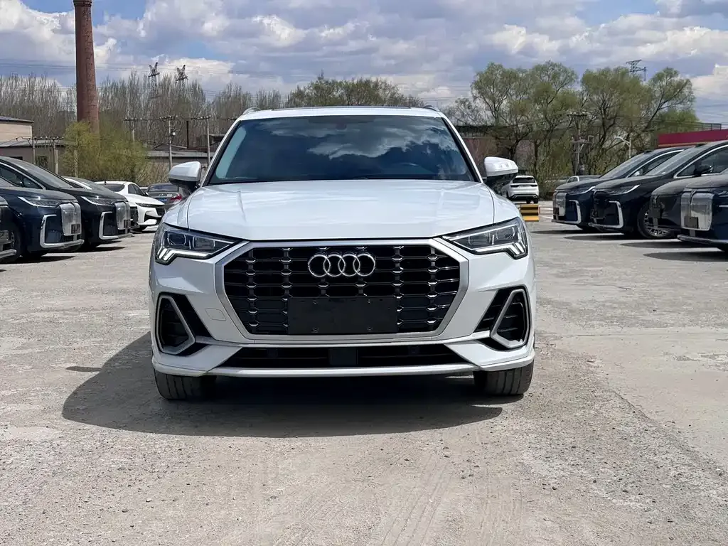 Audi Q3 — фото 4