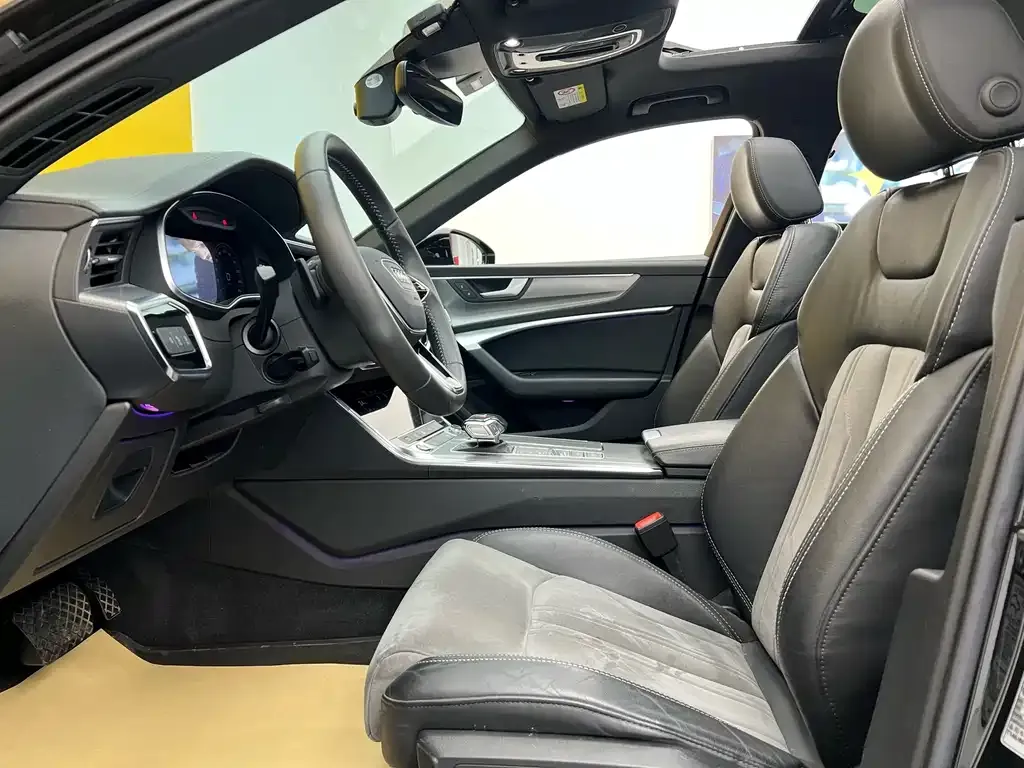 Audi A6L 2021 из CN, фото 7