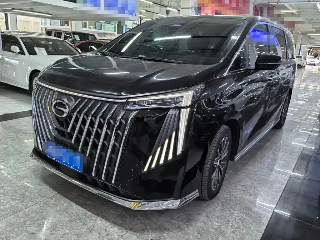 GAC Motor Trumpchi M8 — фото 1