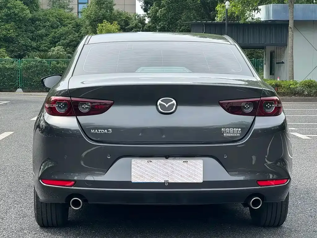 Mazda 3 Axela — фото 7