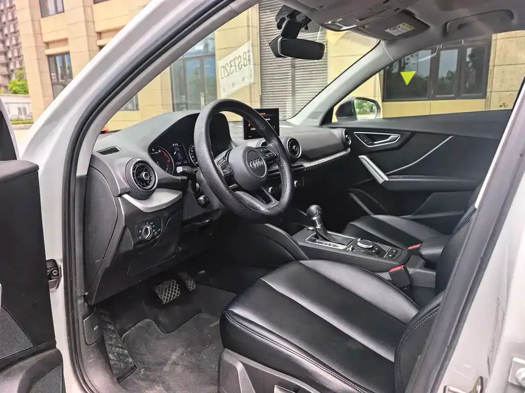 Audi Q2L 2021 из CN, фото 8