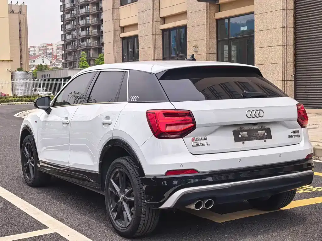 Audi Q2L 2021 из CN, фото 9