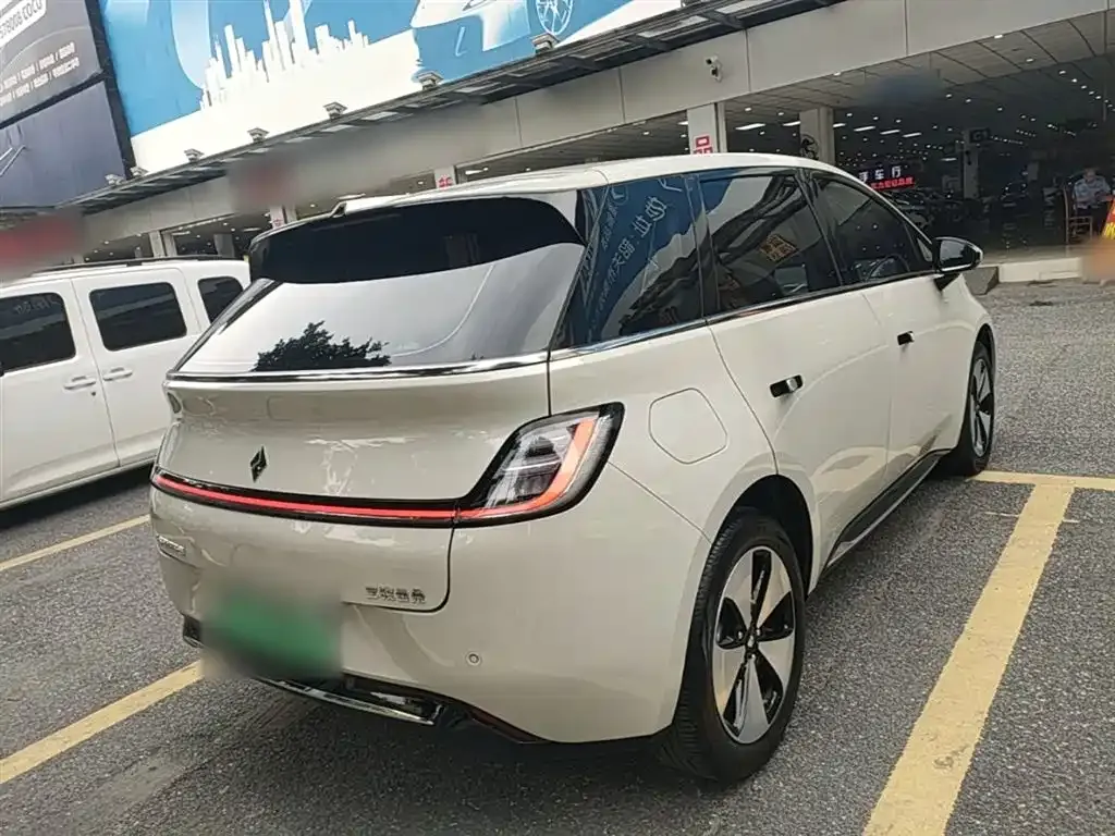 Baojun Yunduo 2024 из CN, фото 6