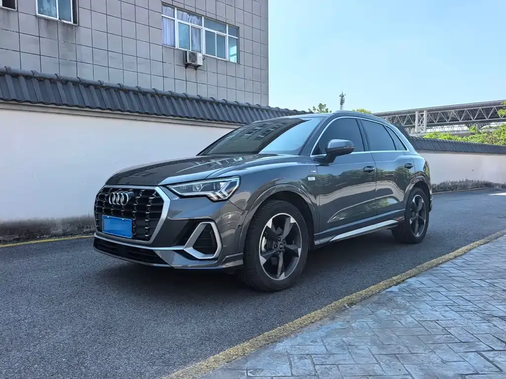 Audi Q3 2022 из CN, фото 1