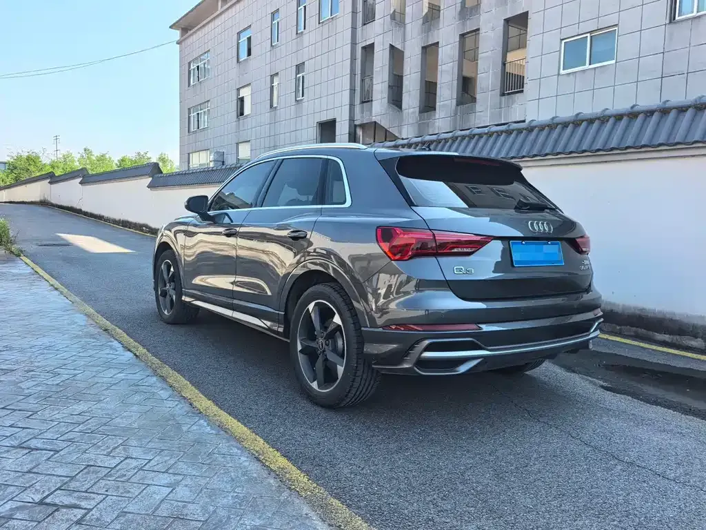 Audi Q3 2022 из CN, фото 10