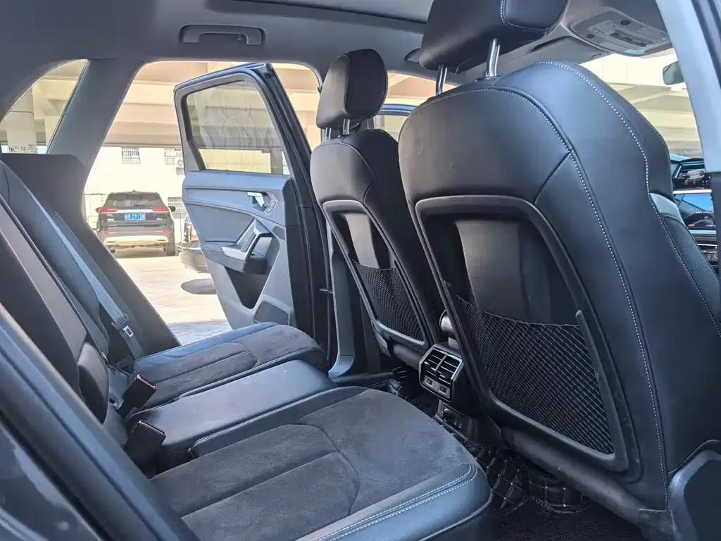 Audi Q3 2022 из CN, фото 2