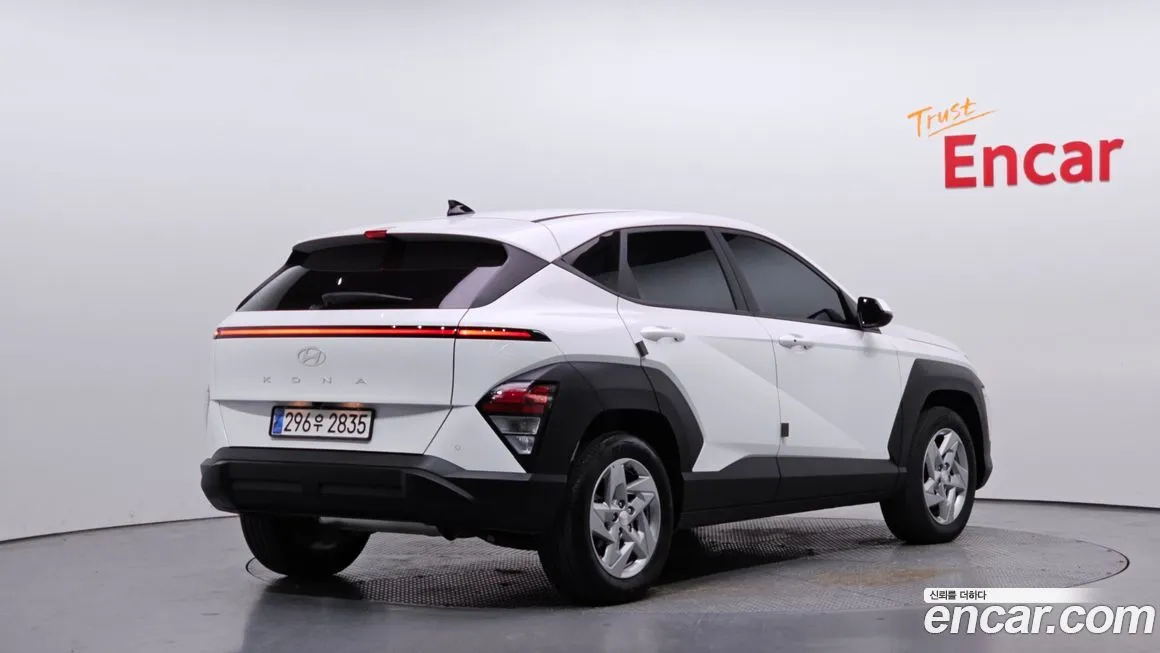 Hyundai Kona — фото 2