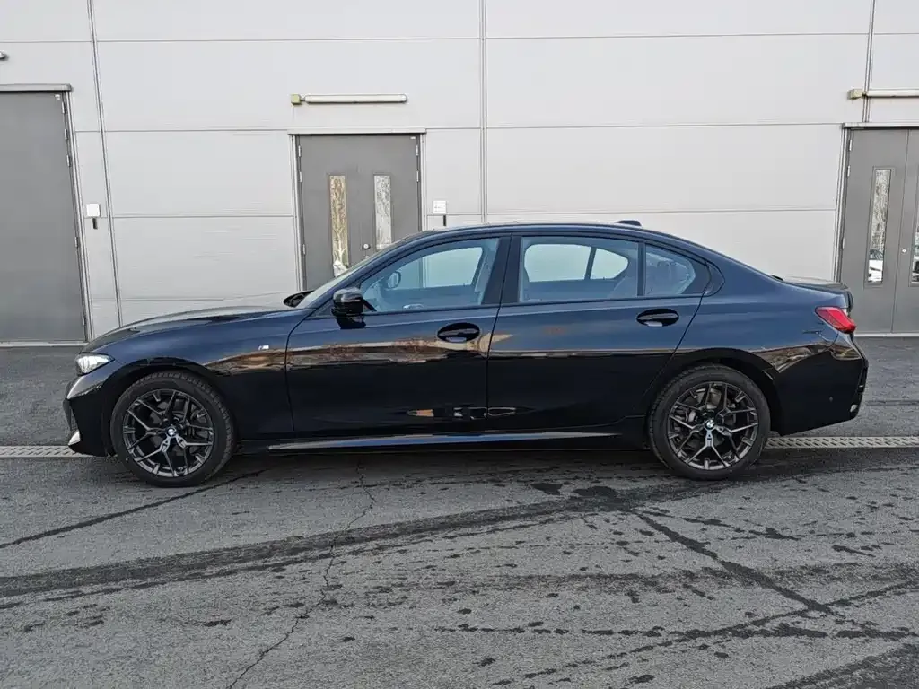 BMW 3 Series 2025 из CN, фото 7