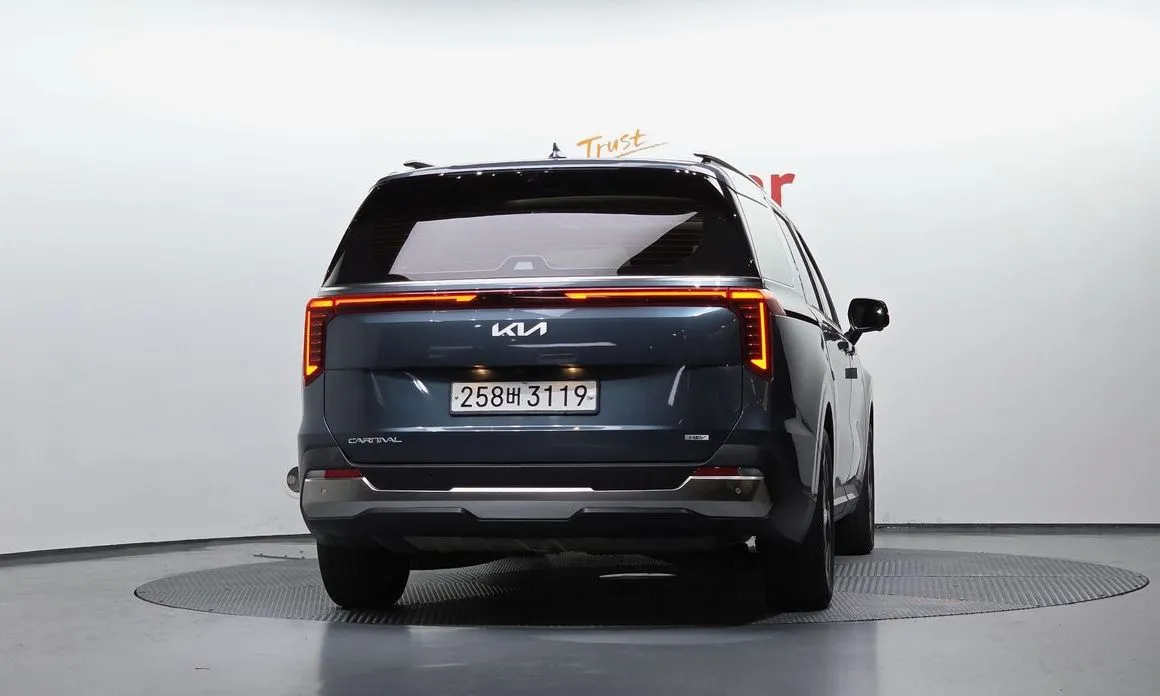 Kia Carnival 2024 из KR, фото 2