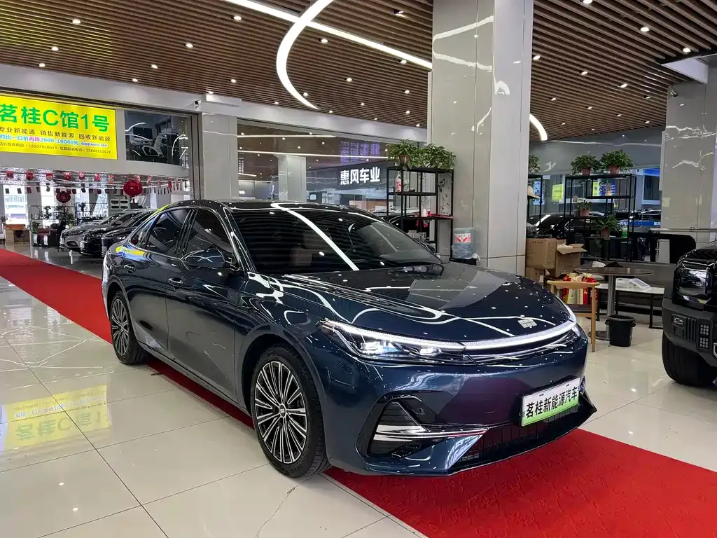 Geely Galaxy A7 2025 из CN, фото 9