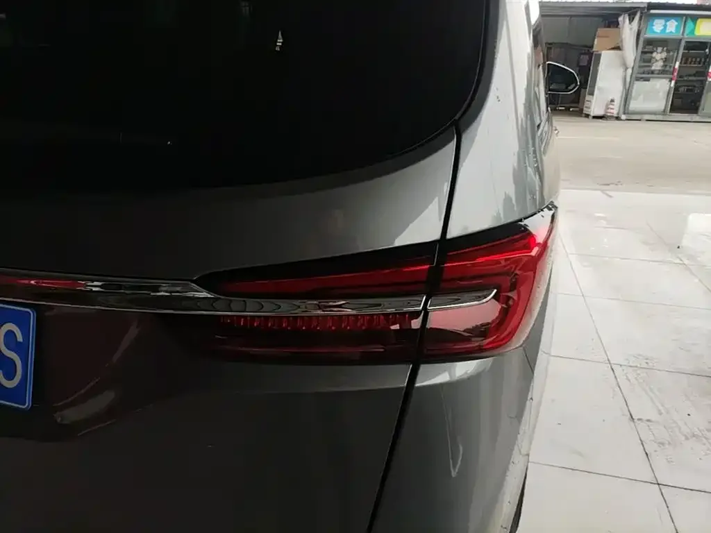 Buick GL8 2022 из CN, фото 3