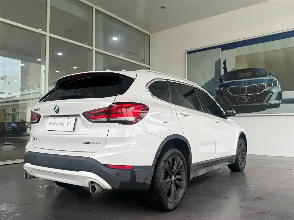 BMW X1 2021 из CN, фото 9