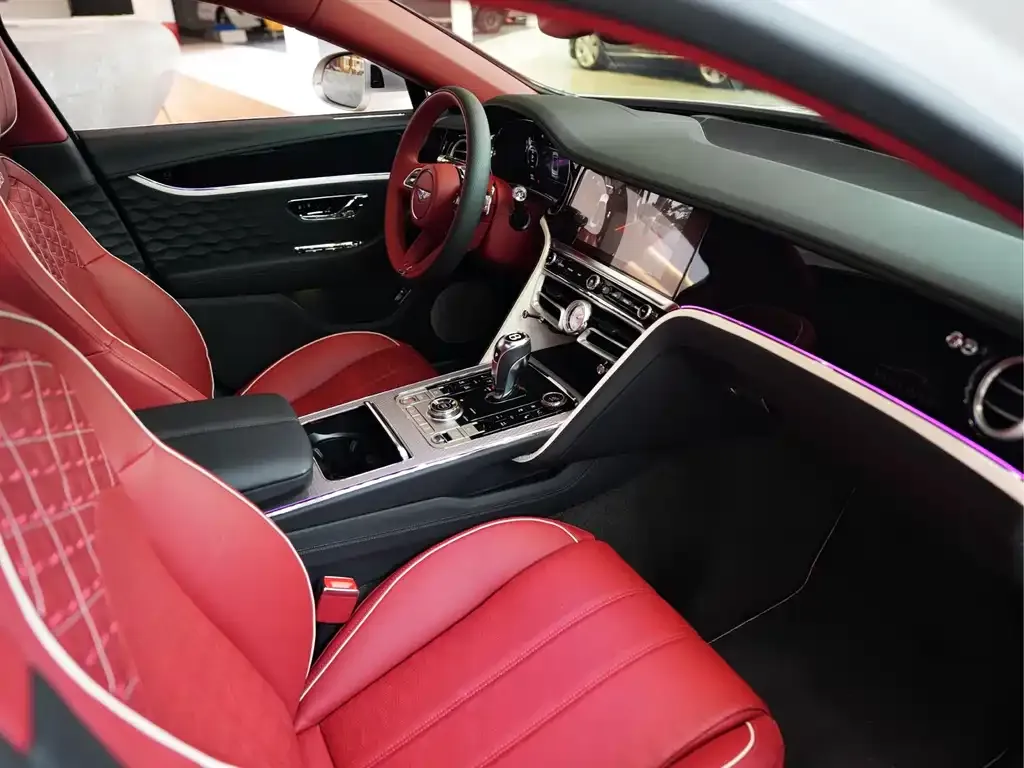 Bentley Flying Spur PHEV 2025 из CN, фото 10