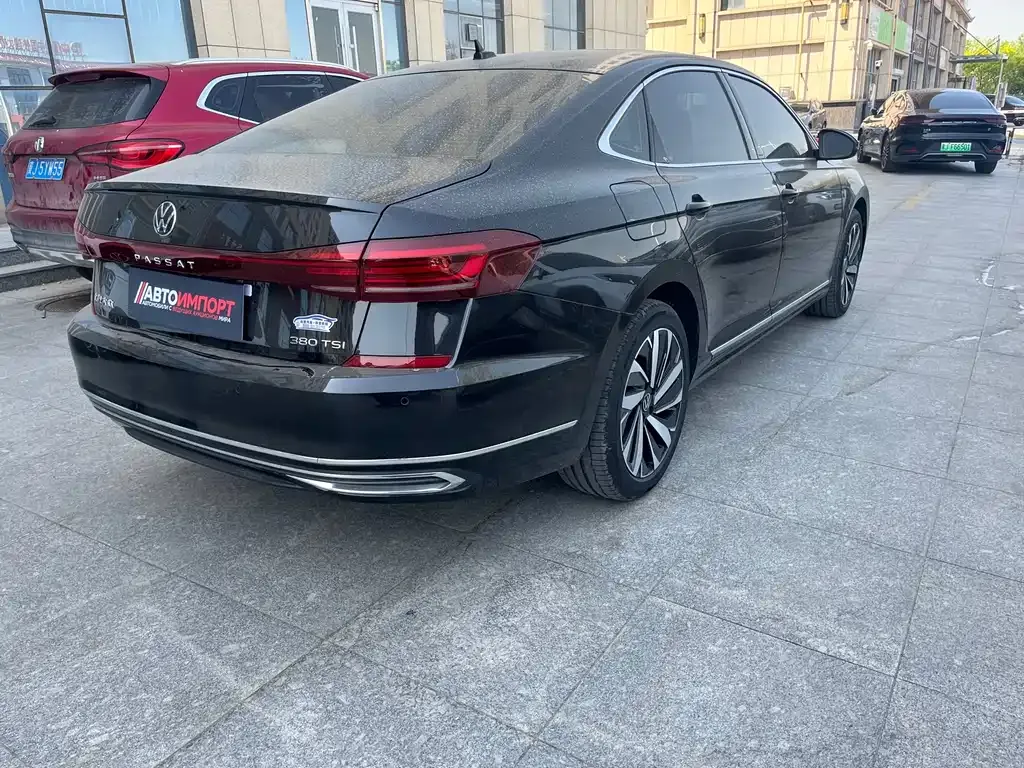 Volkswagen Passat — фото 10