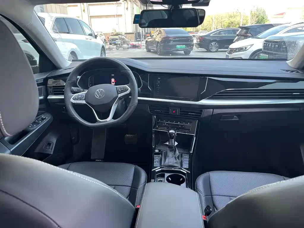 Volkswagen Passat — фото 7